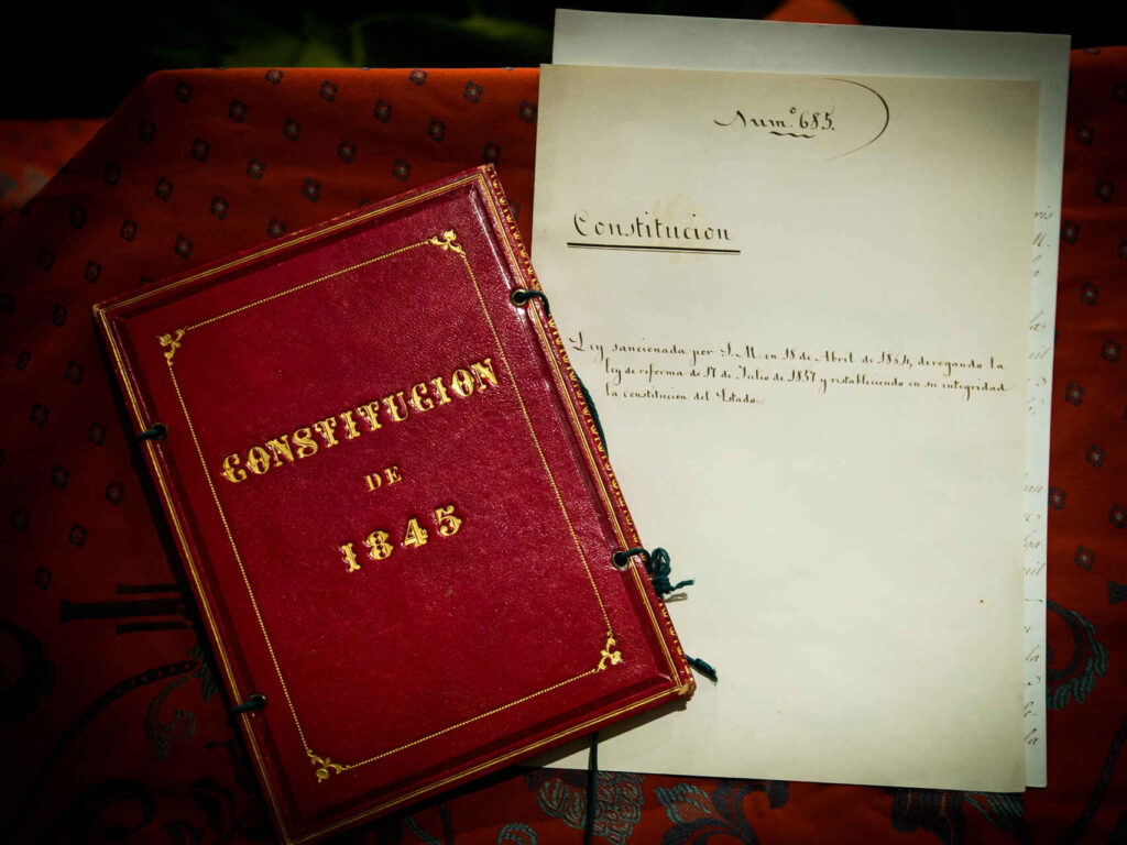 Constitución de 1845